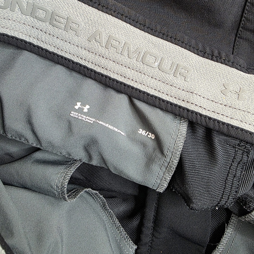 Under Armour Tech Straight-Fit Performance Golf Pants Size 36x30 Black S-1625 - Picture 5 of 8